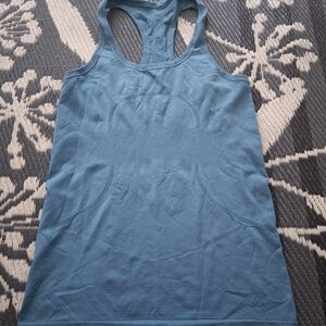 Lululemon Swiftly Tech Tank 6